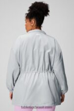 Fabletics cinza mineral/branco clássico 420HR2765 parka utilitária mulheres - Image 2