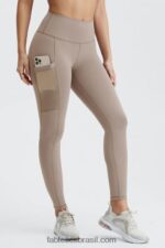 Fabletics preto/verde grama 420HR754 legging cintura alta powerhold on-the-go 42 mulheres